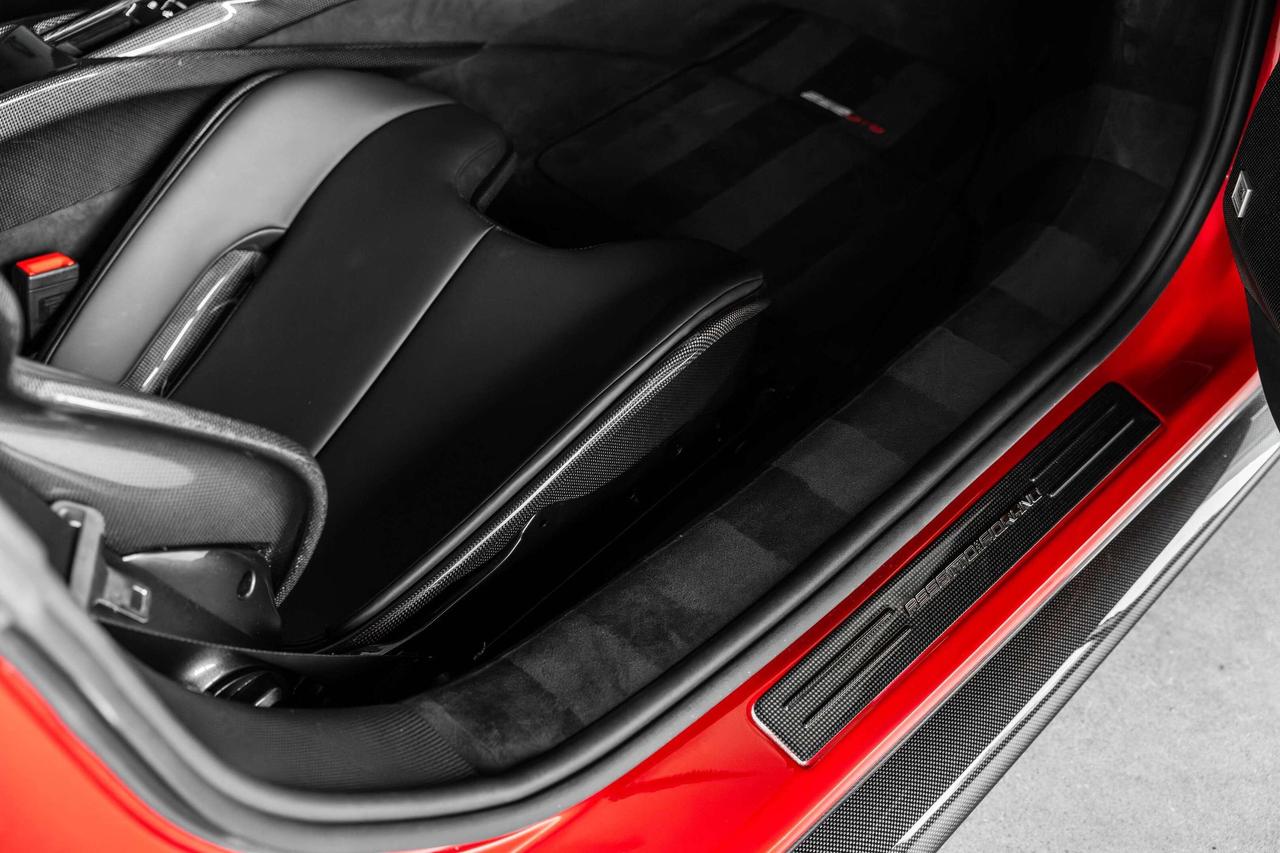 2023 Ferrari 296 GTS  Photo