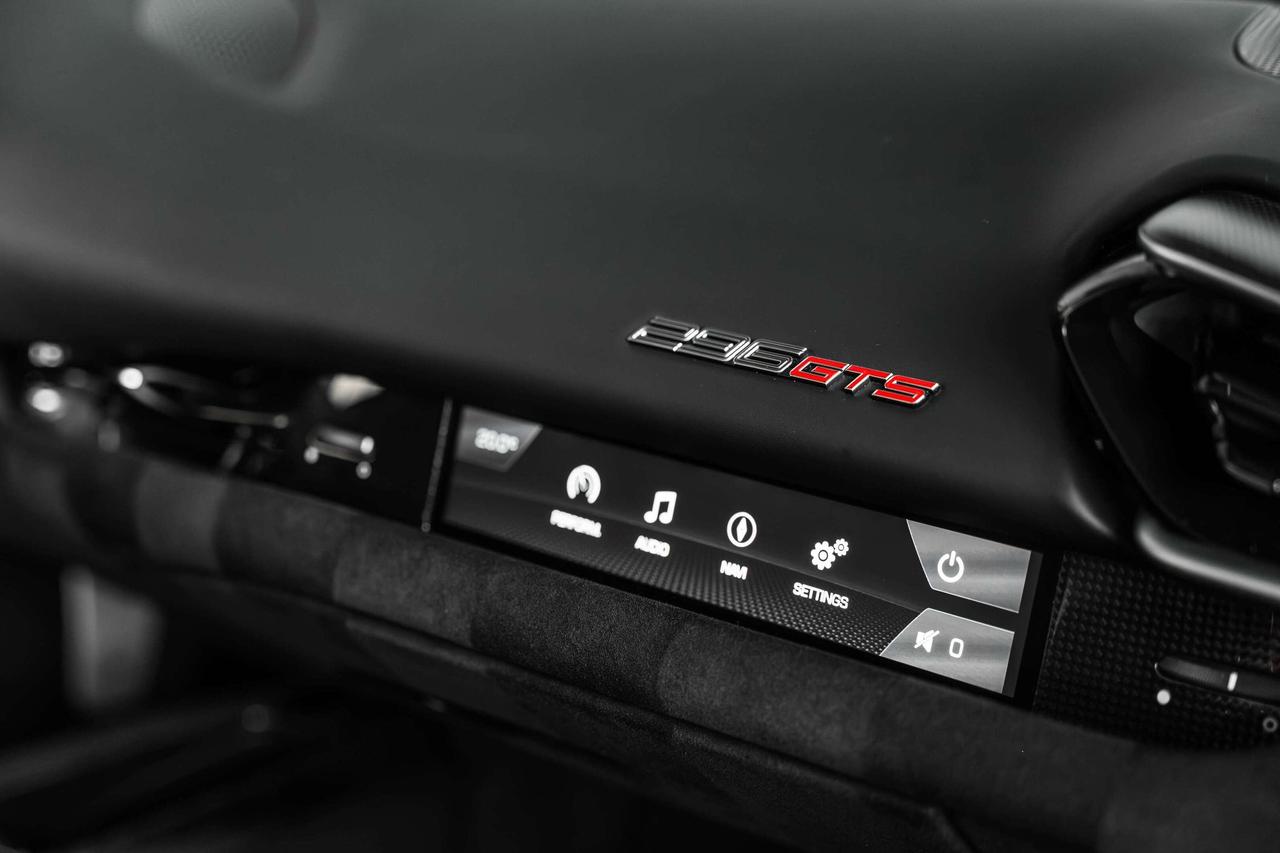 2023 Ferrari 296 GTS  Photo