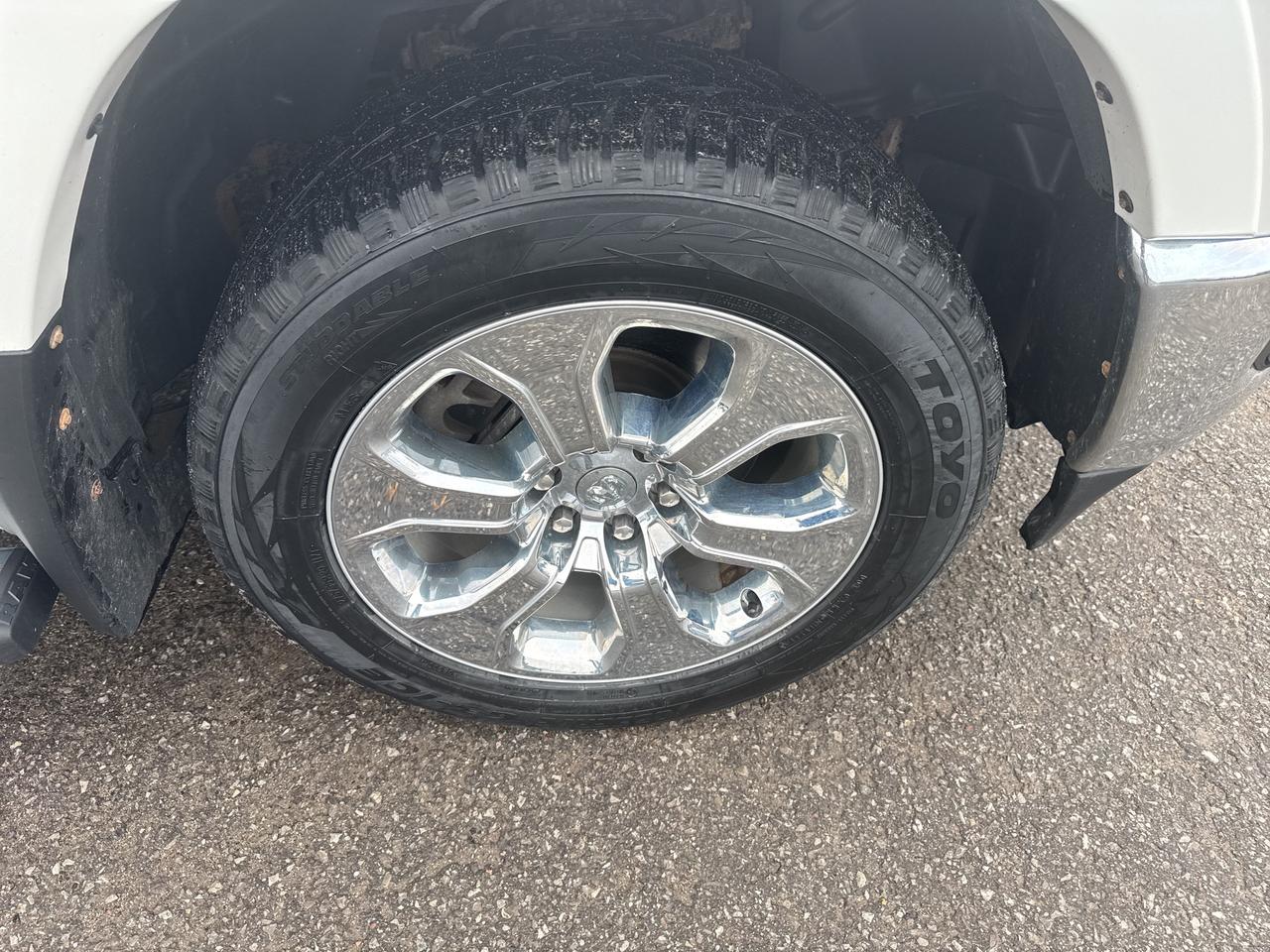 2019 RAM 1500 LARAMIE LONGHORN Photo