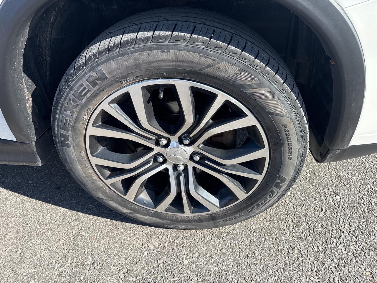2019 Mitsubishi RVR SE LTD Photo
