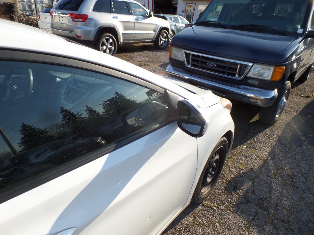 2012 Hyundai Elantra 4DR SDN AUTO GL Photo