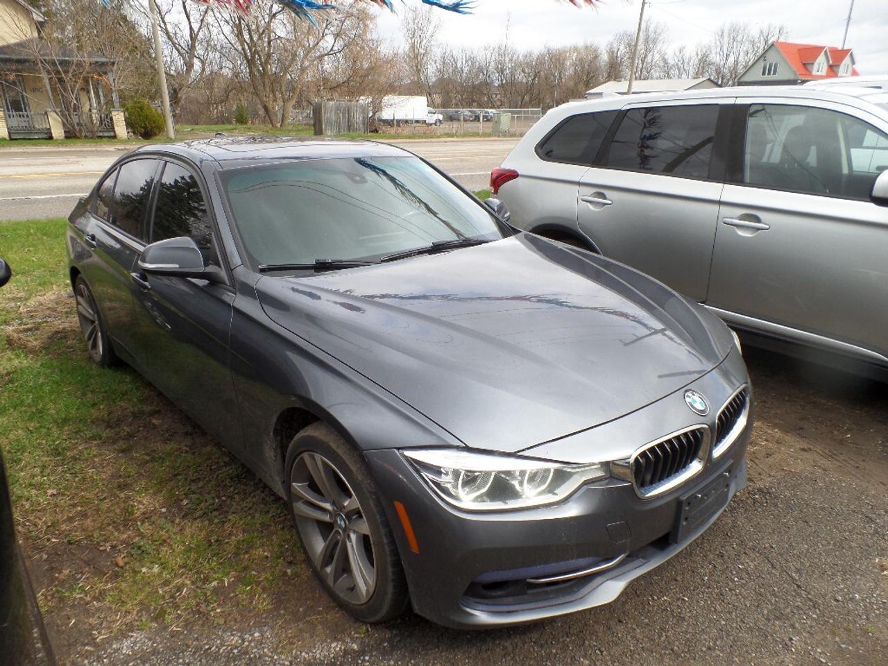2018 BMW 3 Series 330i xDrive Sedan Photo