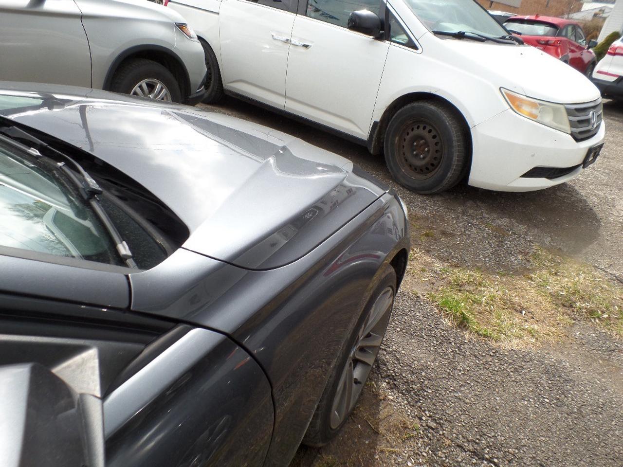 2018 BMW 3 Series 330i xDrive Sedan Photo