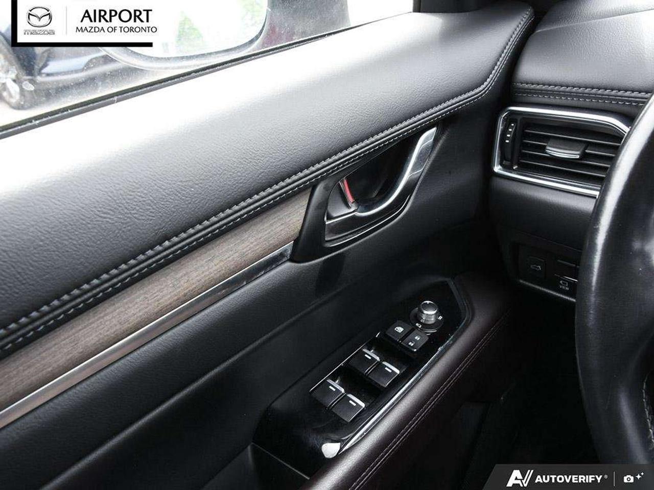 2022 Mazda CX-5 Signature Top of the Line  $1500 Finance Discount Applied Photo