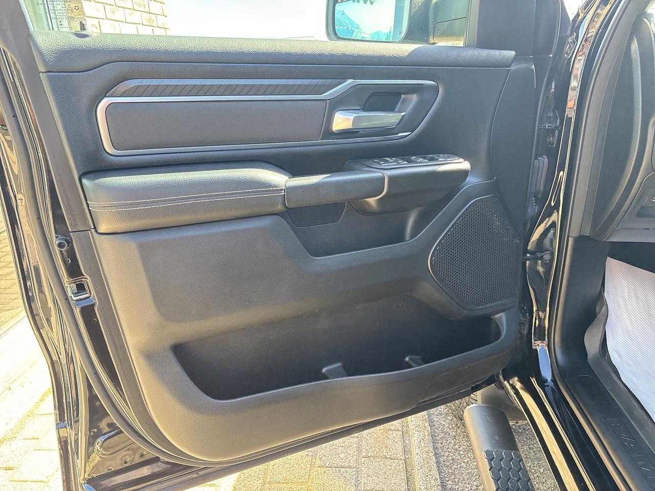2025 RAM 1500 Big Horn Photo