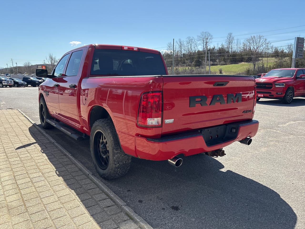 2020 RAM 1500 Classic EXPRESS Photo