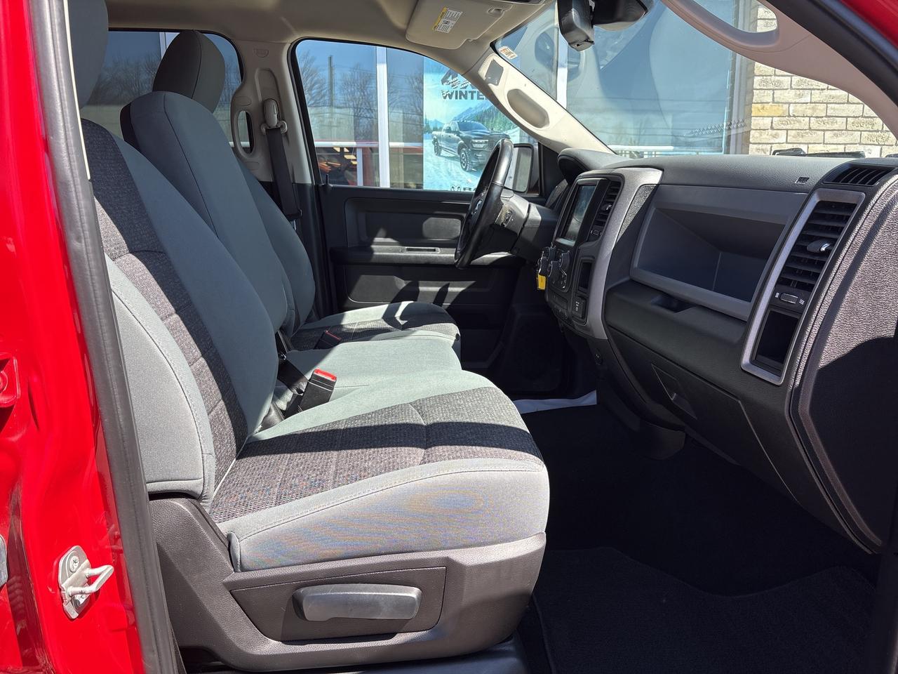 2020 RAM 1500 Classic EXPRESS Photo