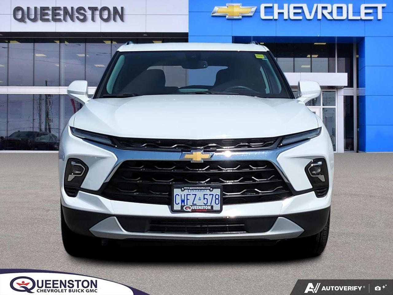 2024 Chevrolet Blazer LT   LOW KM   APPLE CARPLAY   HEATED SEATS Photo