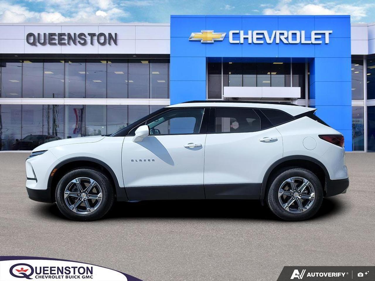 2024 Chevrolet Blazer LT   LOW KM   APPLE CARPLAY   HEATED SEATS Photo2