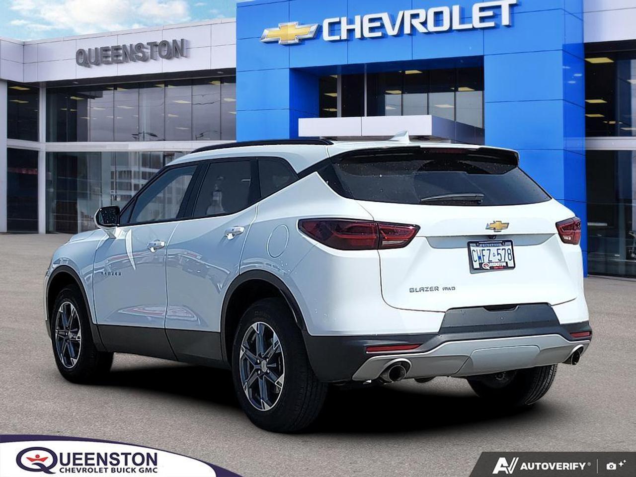 2024 Chevrolet Blazer LT   LOW KM   APPLE CARPLAY   HEATED SEATS Photo