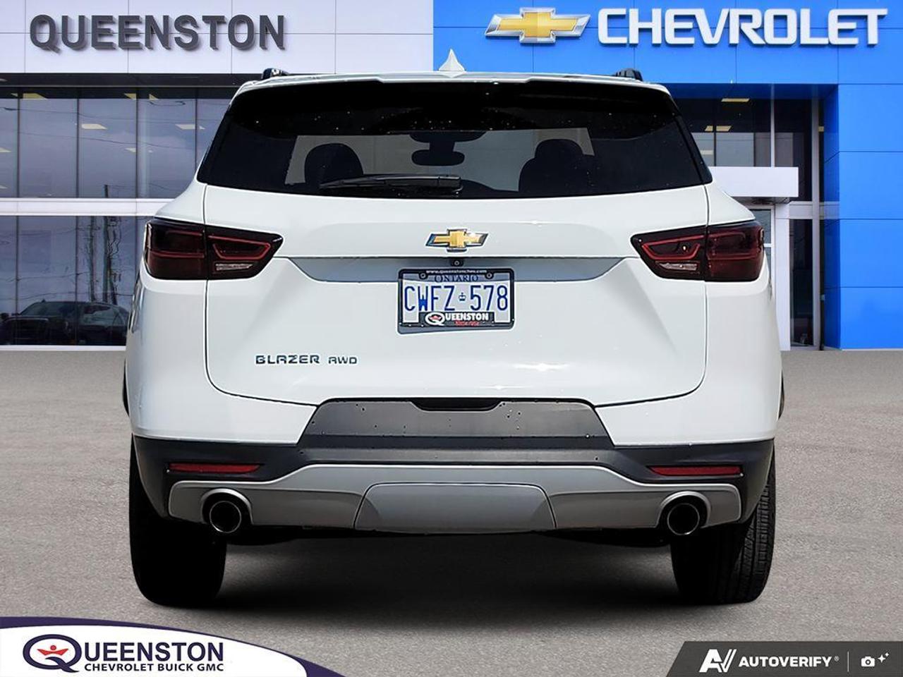 2024 Chevrolet Blazer LT   LOW KM   APPLE CARPLAY   HEATED SEATS Photo