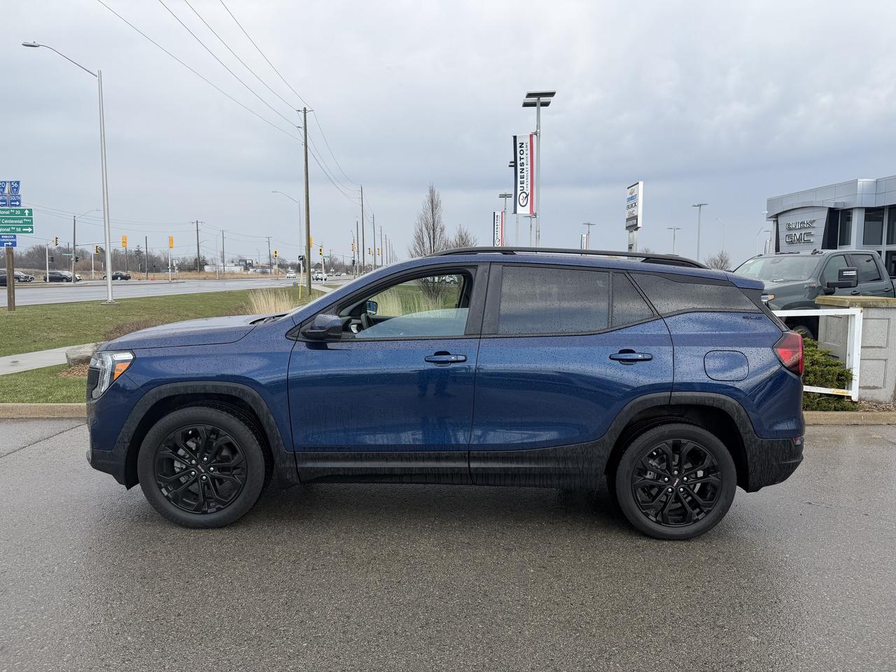 2022 GMC Terrain SLE AWD   NO CLAIMS   ELEVATION   PWR TAILGATE Photo