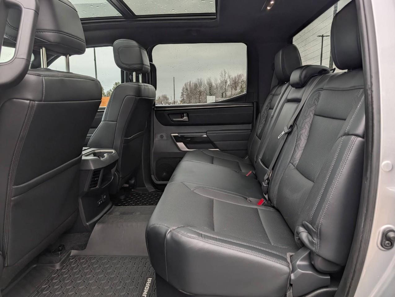 2025 Toyota Tundra Limited NO ACCIDENTS/ ONE OWNER Photo