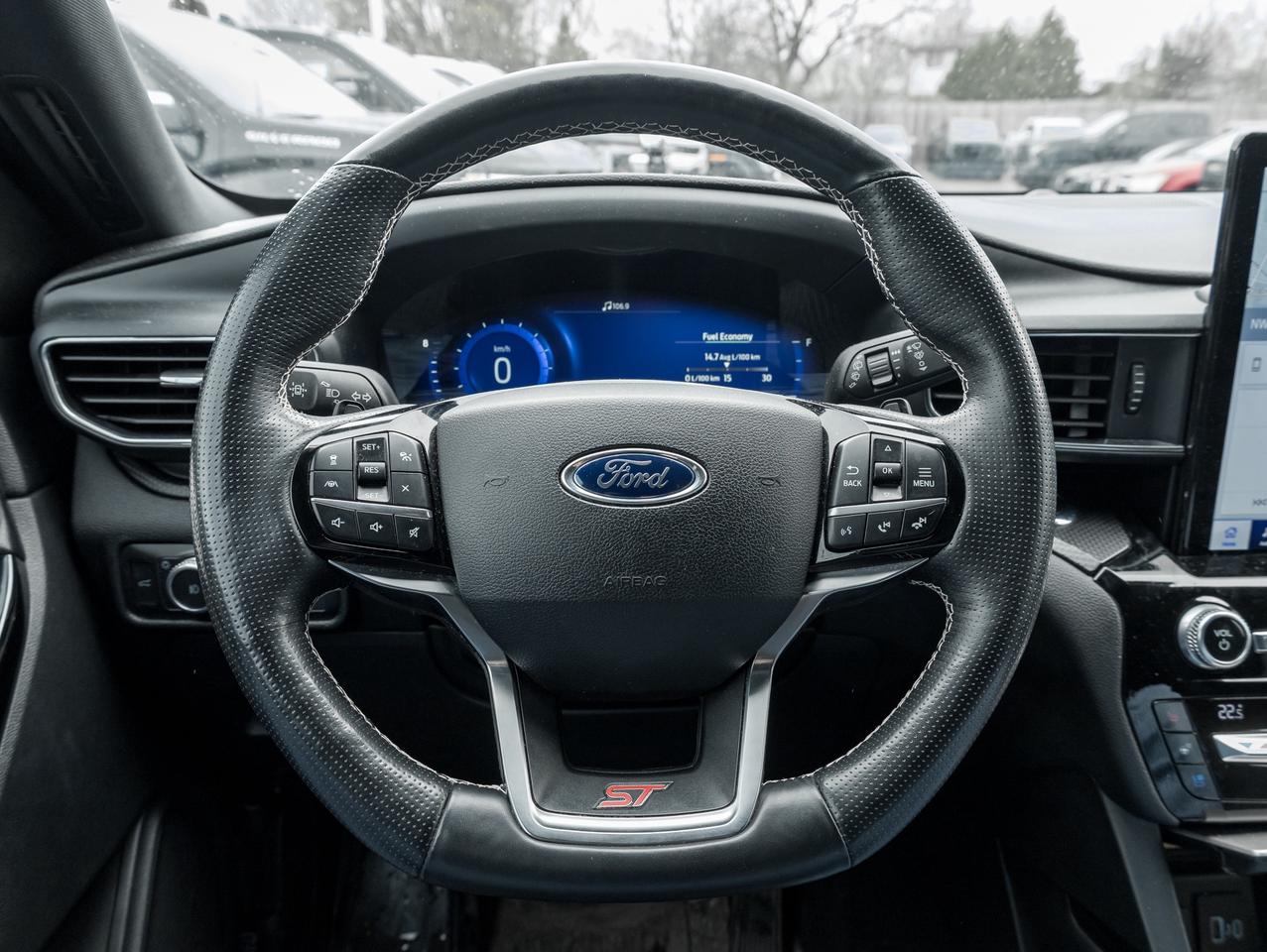 2021 Ford Explorer 4WD   Twin Turbo V6   ST Performance   Loaded Photo
