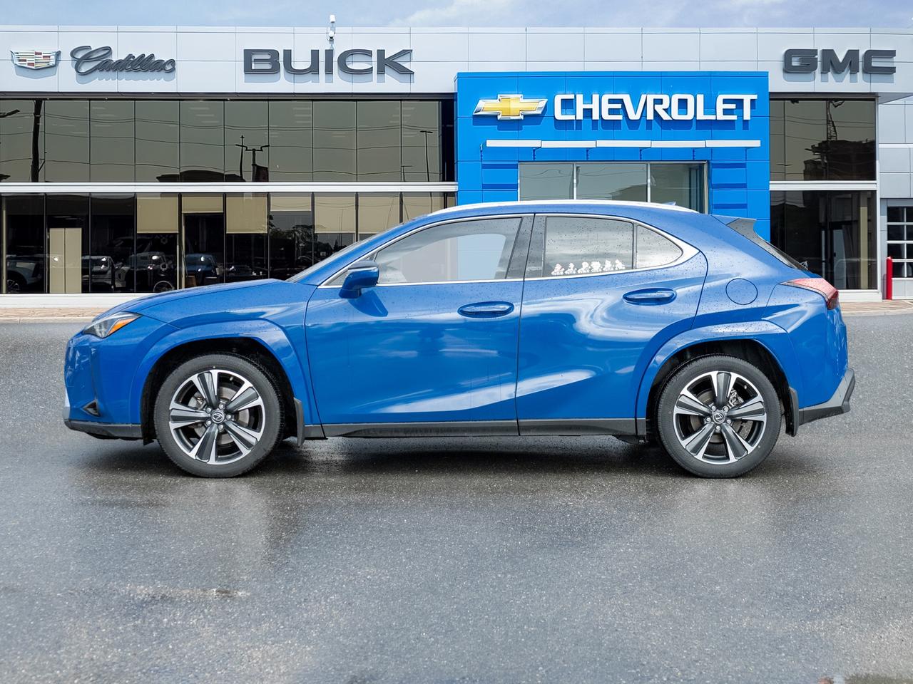 2024 Lexus UX Hybrid AWD   Low KM   Fuel Efficient Luxury SUV Photo2