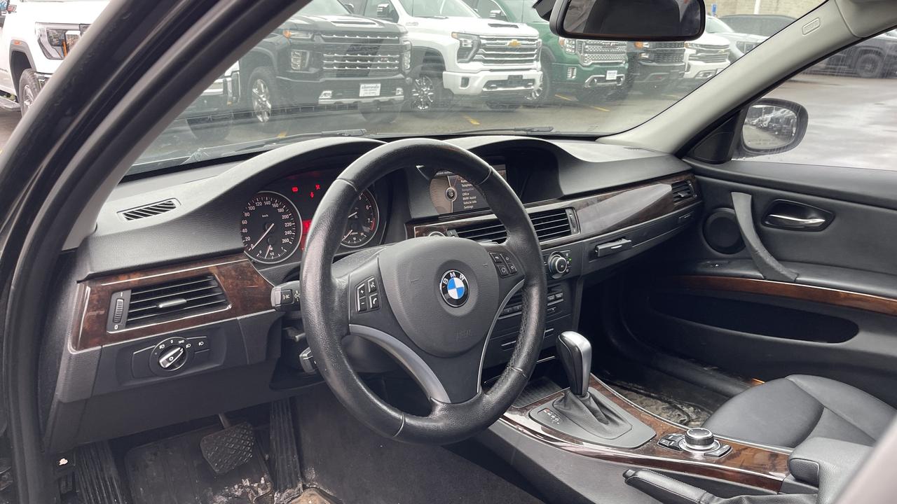 2011 BMW 3 Series AS-IS   Black on Black   AWD Photo4