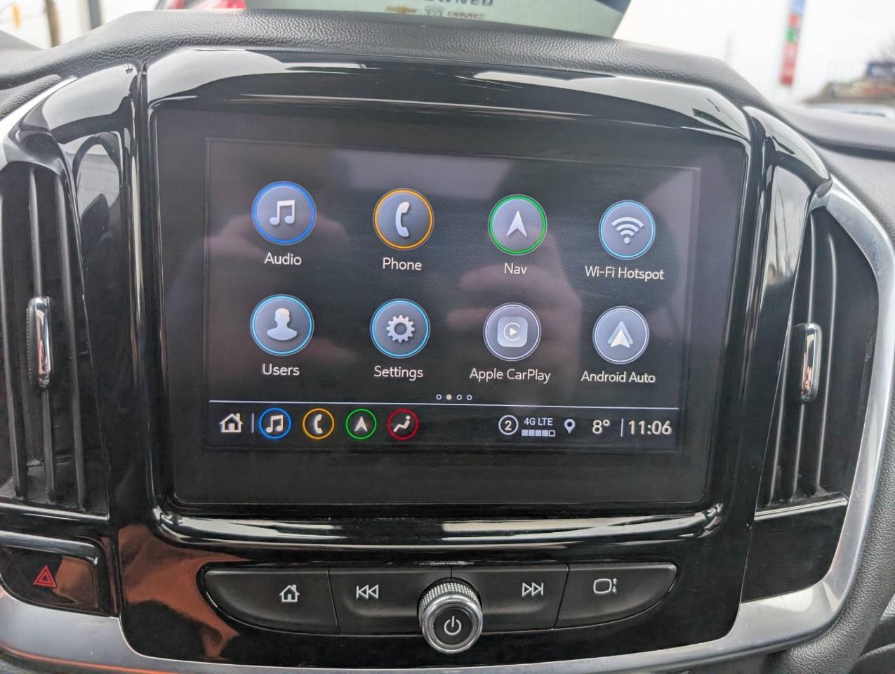 2022 Chevrolet Traverse AWD 4dr RS Photo