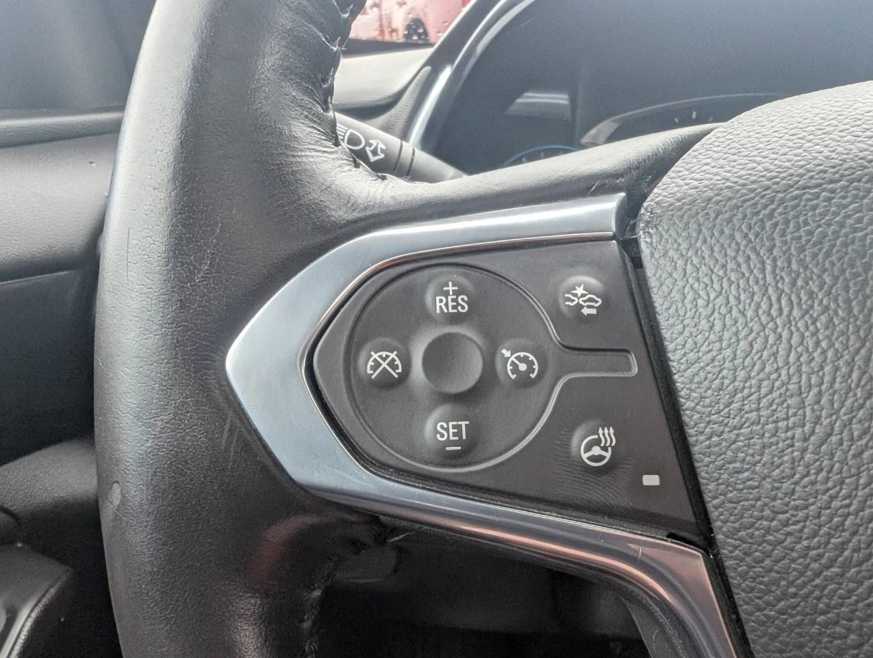2022 Chevrolet Traverse AWD 4dr RS Photo
