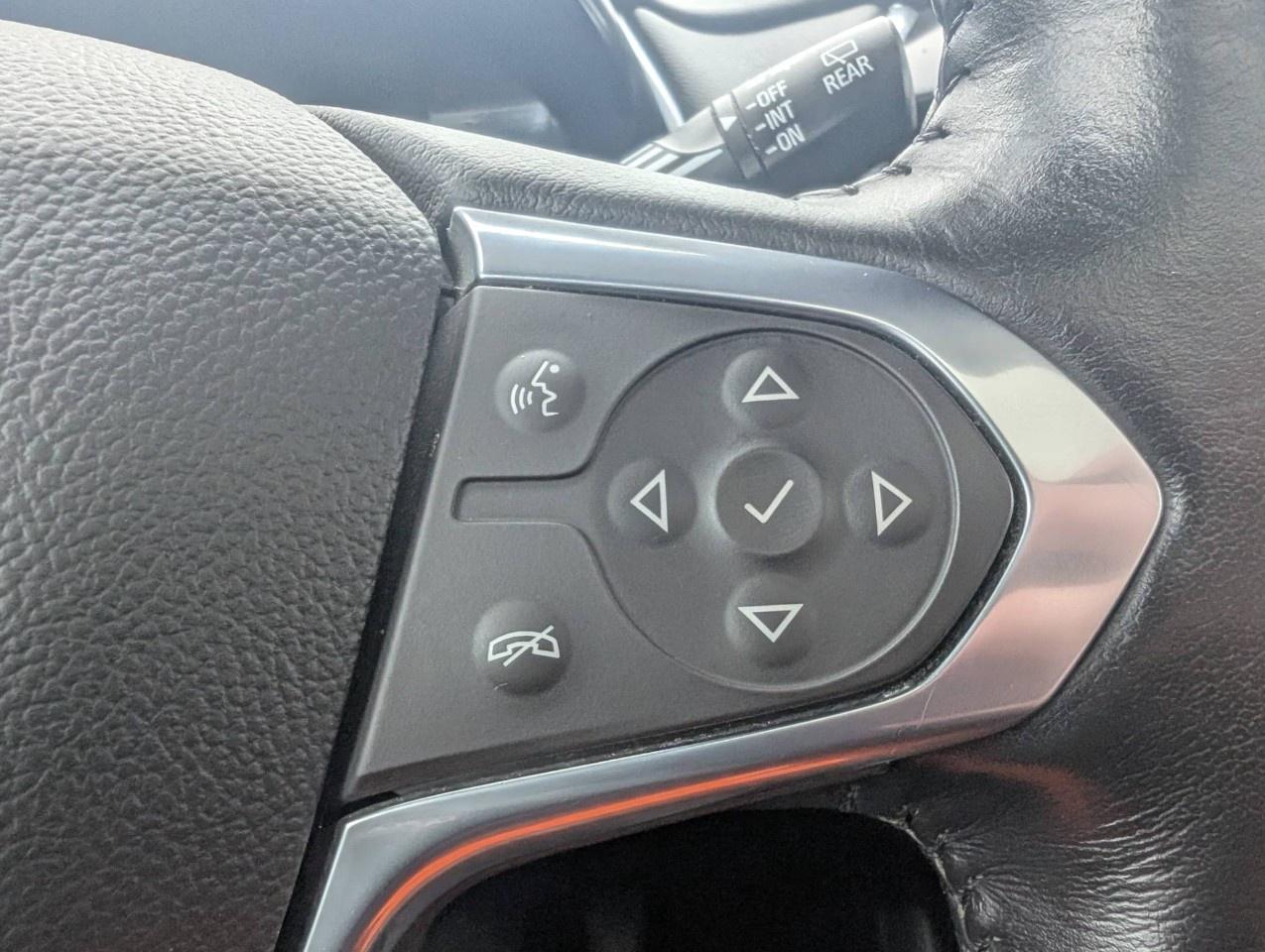 2022 Chevrolet Traverse AWD 4dr RS Photo