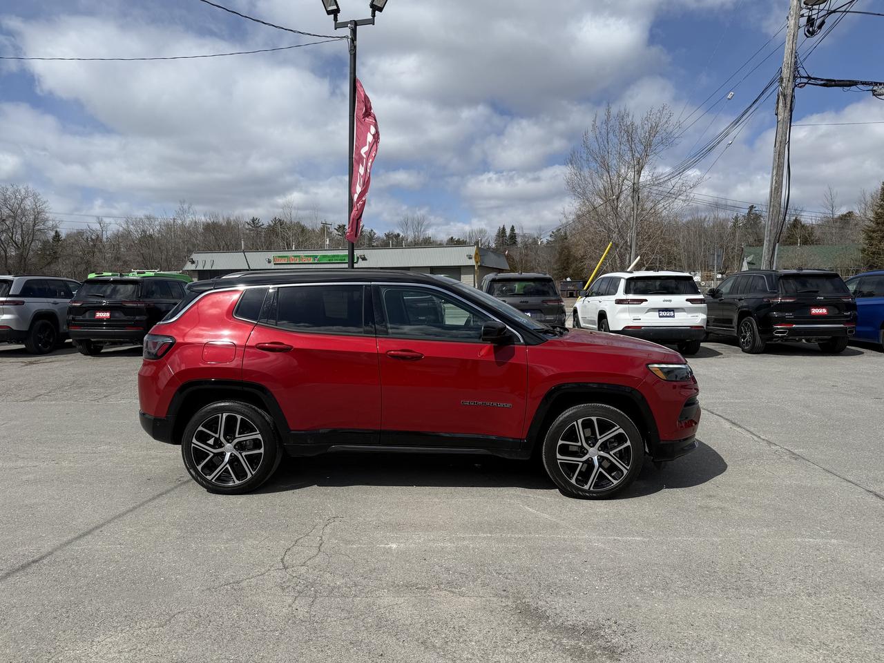 2024 Jeep Compass Limited 4x4 - Pano Sunroof - Alpine Sound Photo