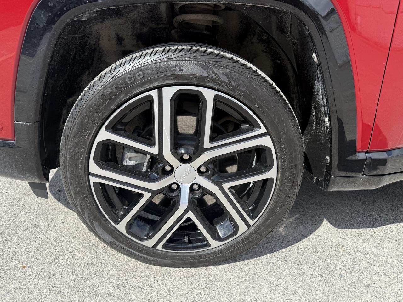 2024 Jeep Compass Limited 4x4 - Pano Sunroof - Alpine Sound Photo