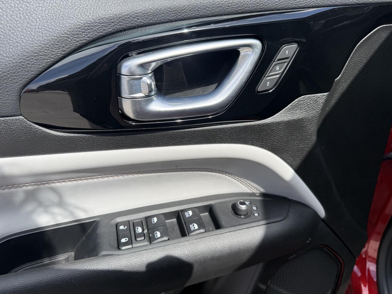 2024 Jeep Compass Limited 4x4 - Pano Sunroof - Alpine Sound Photo