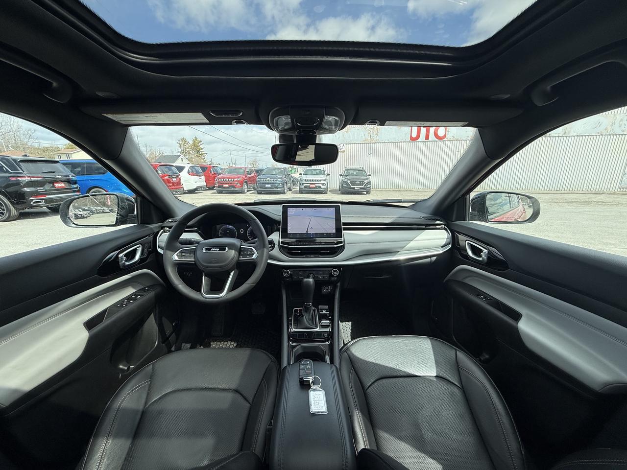 2024 Jeep Compass Limited 4x4 - Pano Sunroof - Alpine Sound Photo
