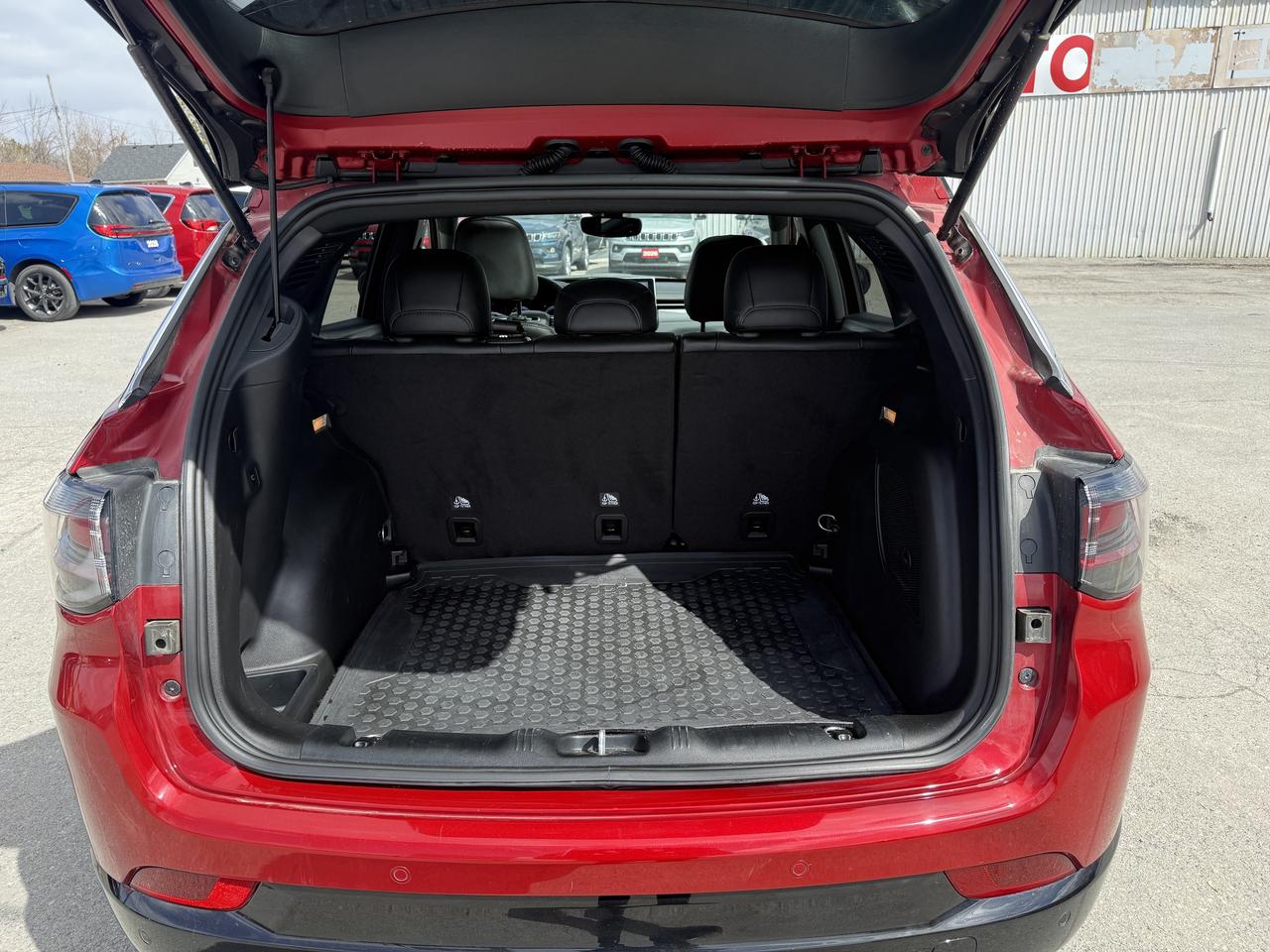 2024 Jeep Compass Limited 4x4 - Pano Sunroof - Alpine Sound Photo