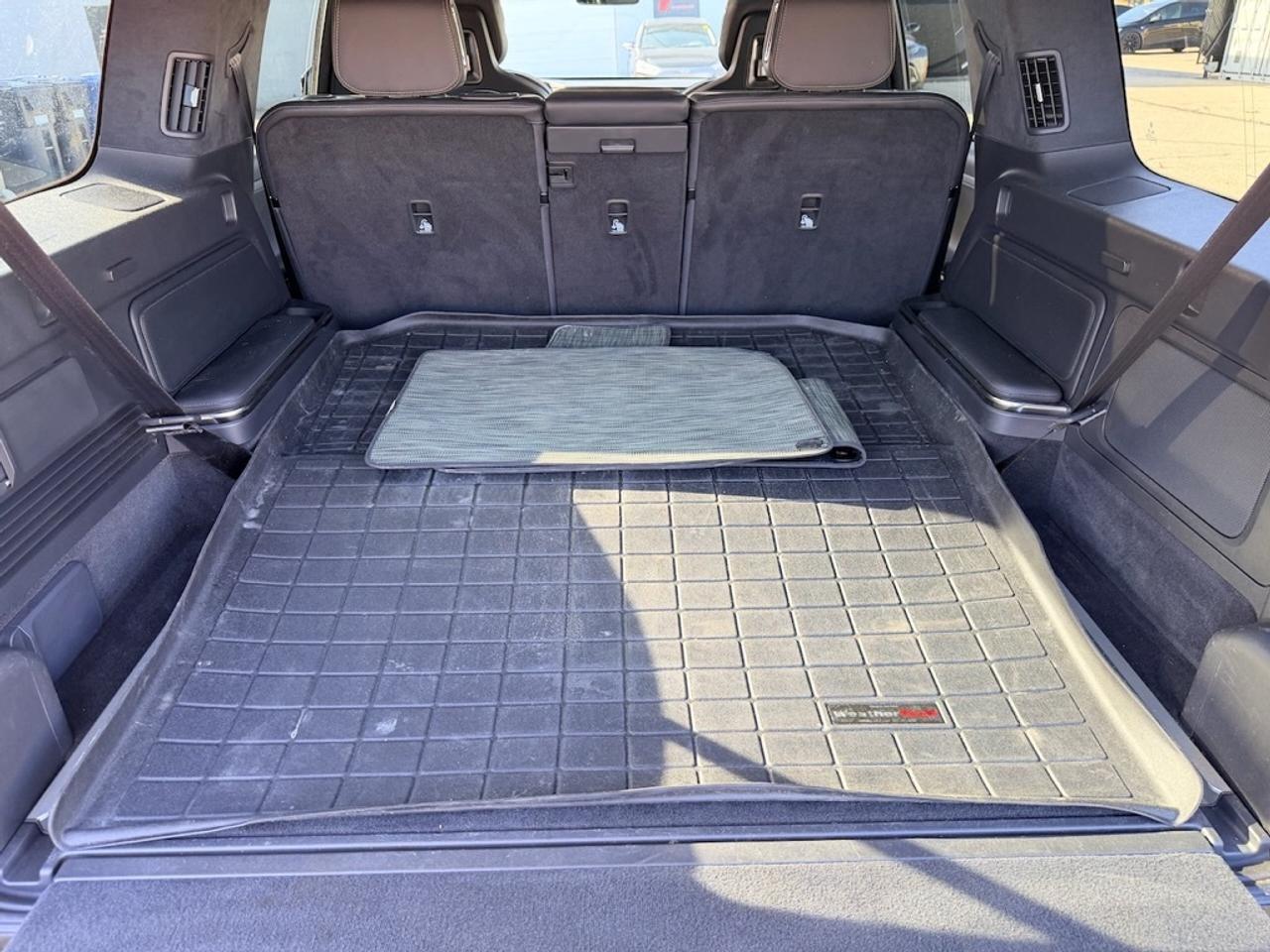 2024 Rivian R1S PERFORMANCE DUAL LARGE ADVENTURE PACKAGE - LOADED Photo