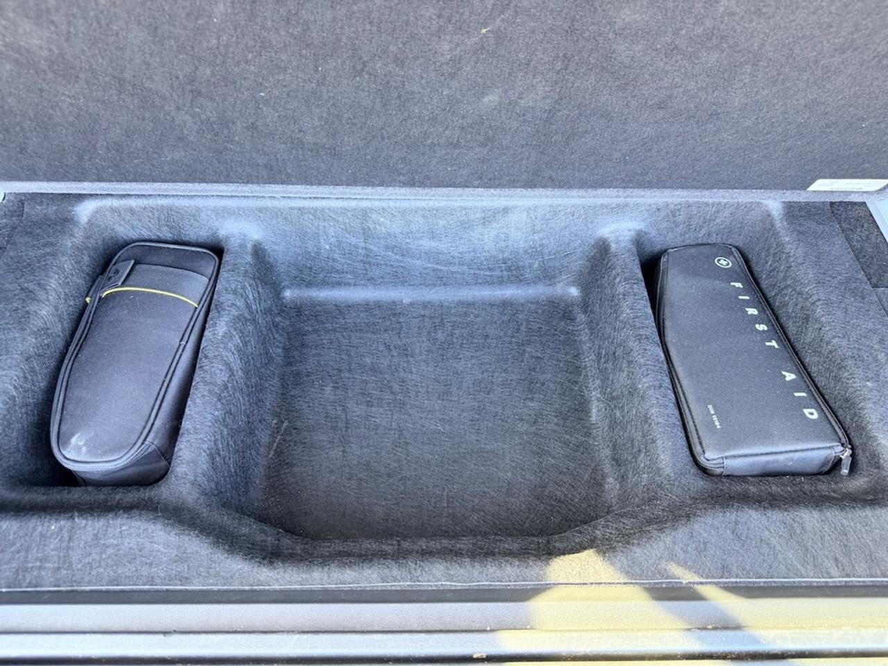 2024 Rivian R1S PERFORMANCE DUAL LARGE ADVENTURE PACKAGE - LOADED Photo