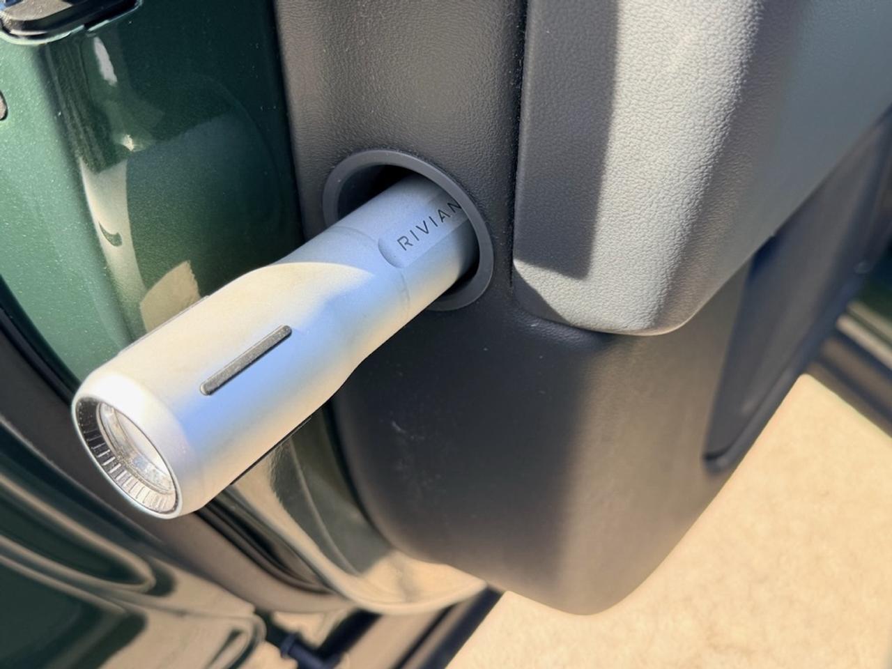 2024 Rivian R1S PERFORMANCE DUAL LARGE ADVENTURE PACKAGE - LOADED Photo