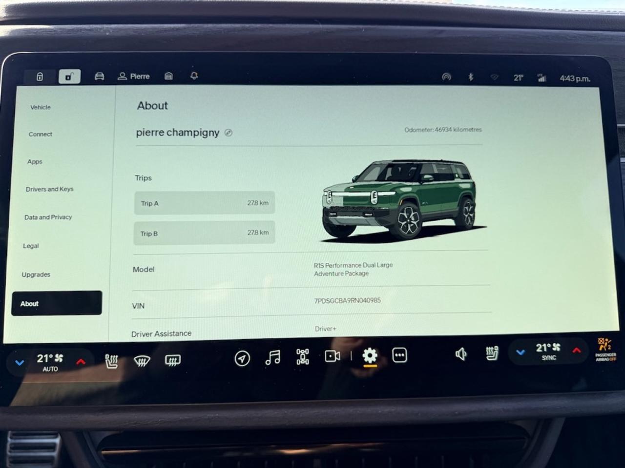 2024 Rivian R1S PERFORMANCE DUAL LARGE ADVENTURE PACKAGE - LOADED Photo