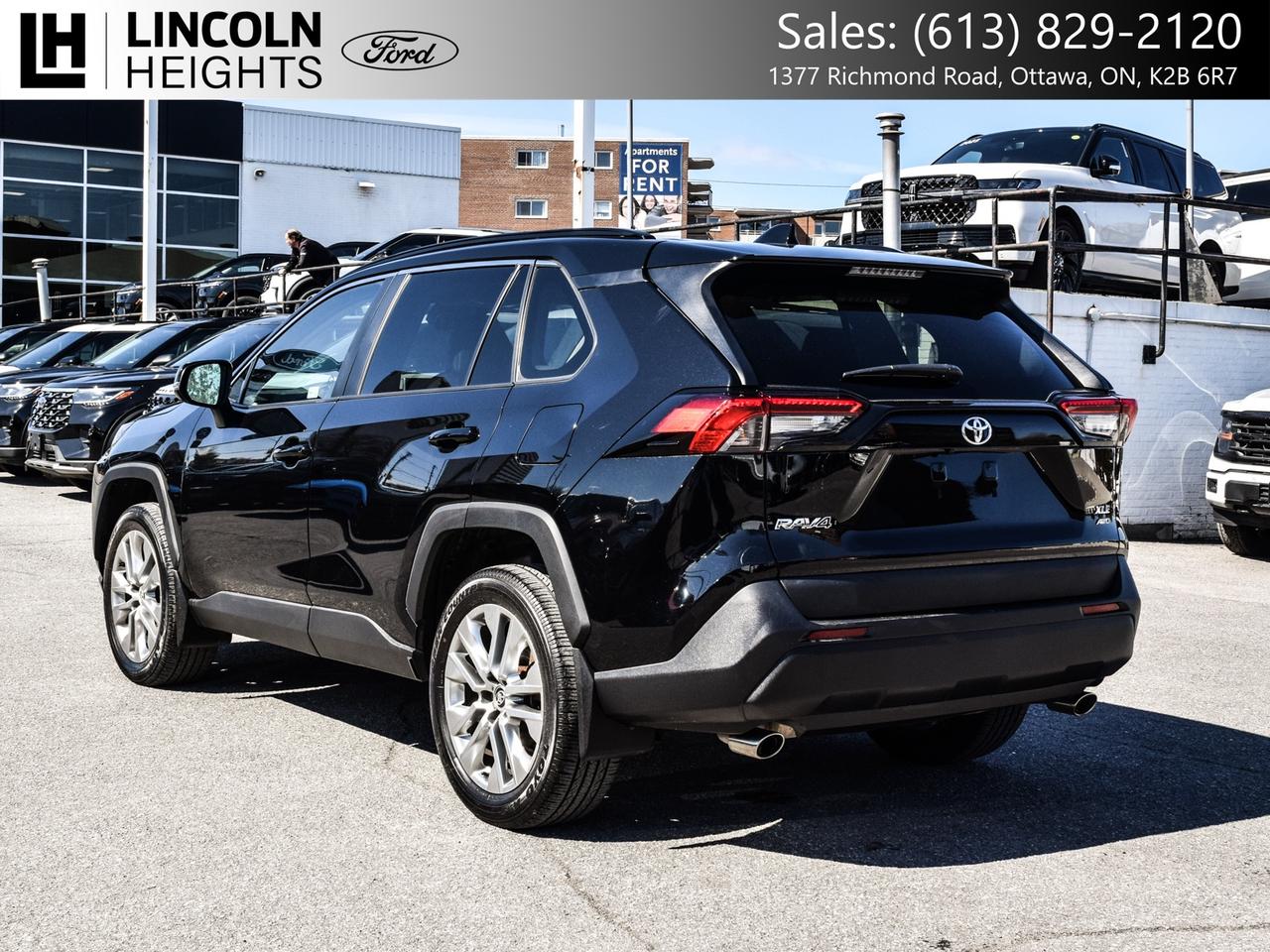2021 Toyota RAV4  Photo3