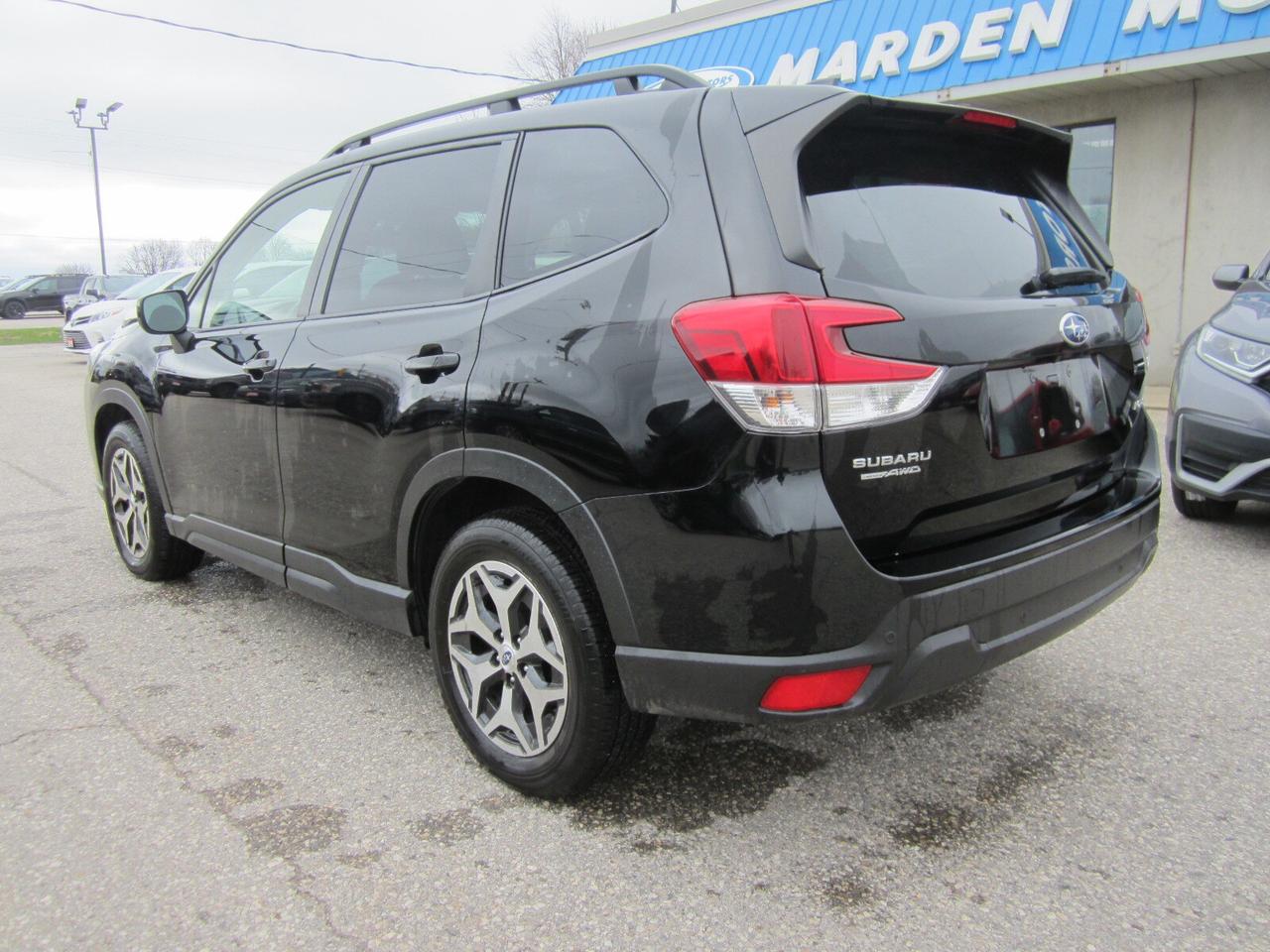 2023 Subaru Forester Touring CVT PANO ROOF ONE OWNER NO ACCIDENTS Photo