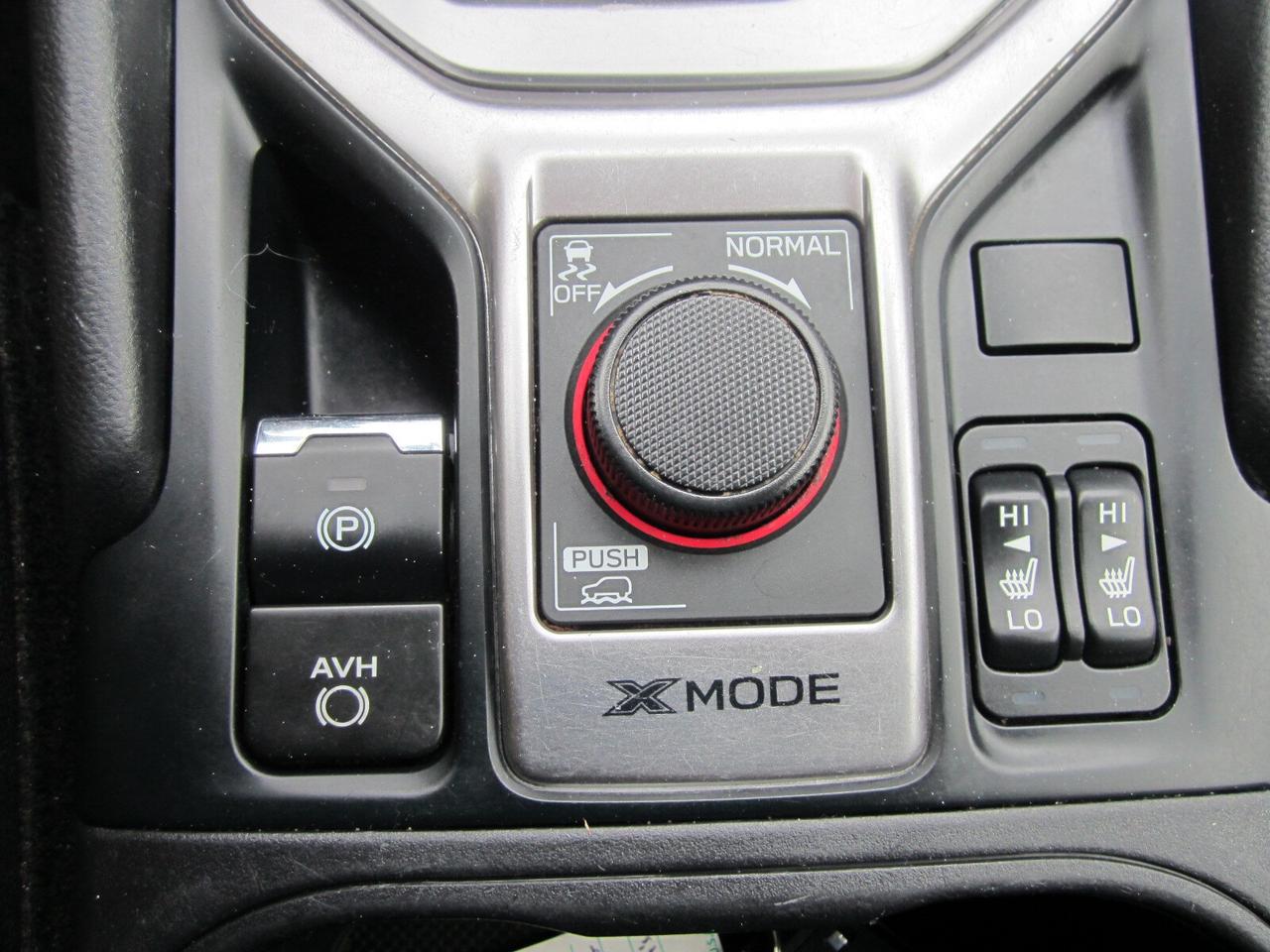 2023 Subaru Forester Touring CVT PANO ROOF ONE OWNER NO ACCIDENTS Photo