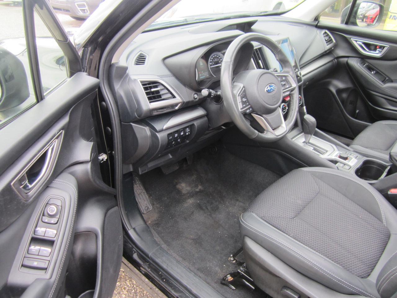 2023 Subaru Forester Touring CVT PANO ROOF ONE OWNER NO ACCIDENTS Photo