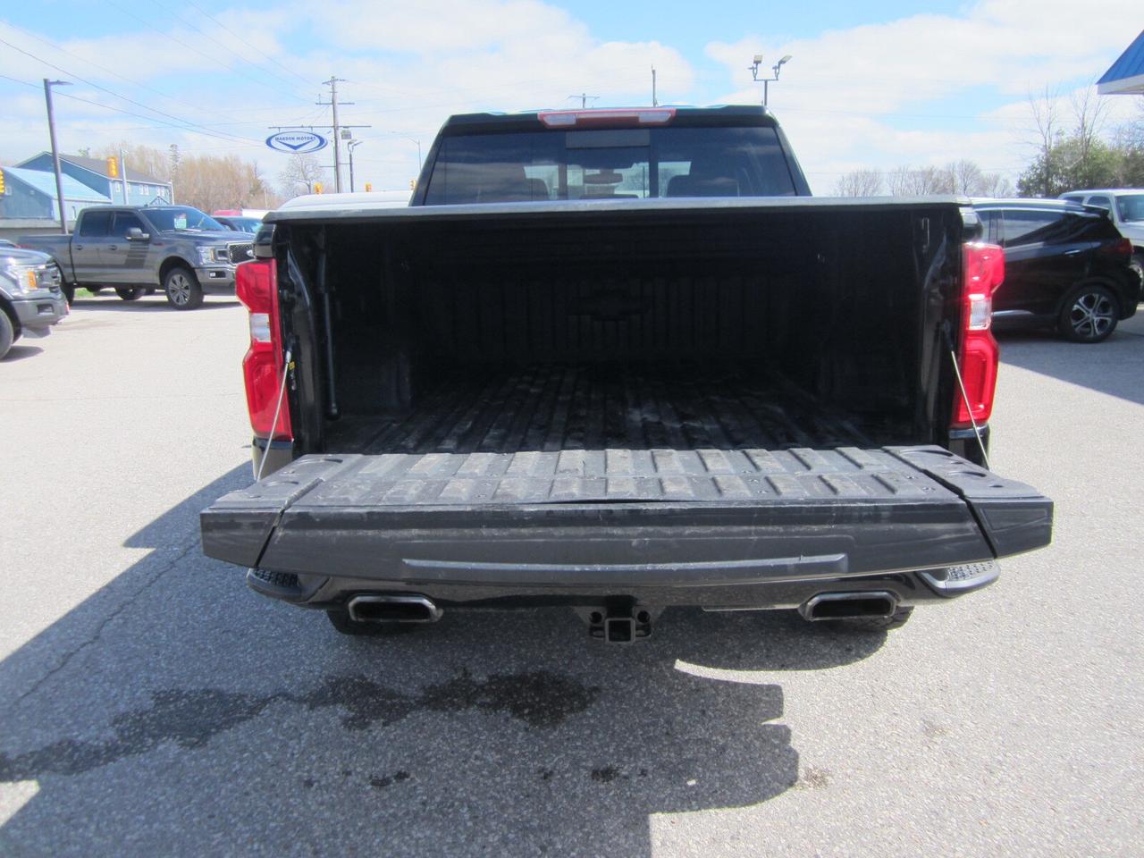 2021 Chevrolet Silverado 1500 4WD LT Trail Boss ONE OWNER NO ACCIDENTS Photo