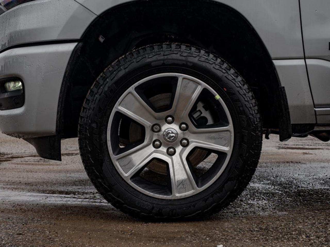 2026 RAM 1500 Express Photo