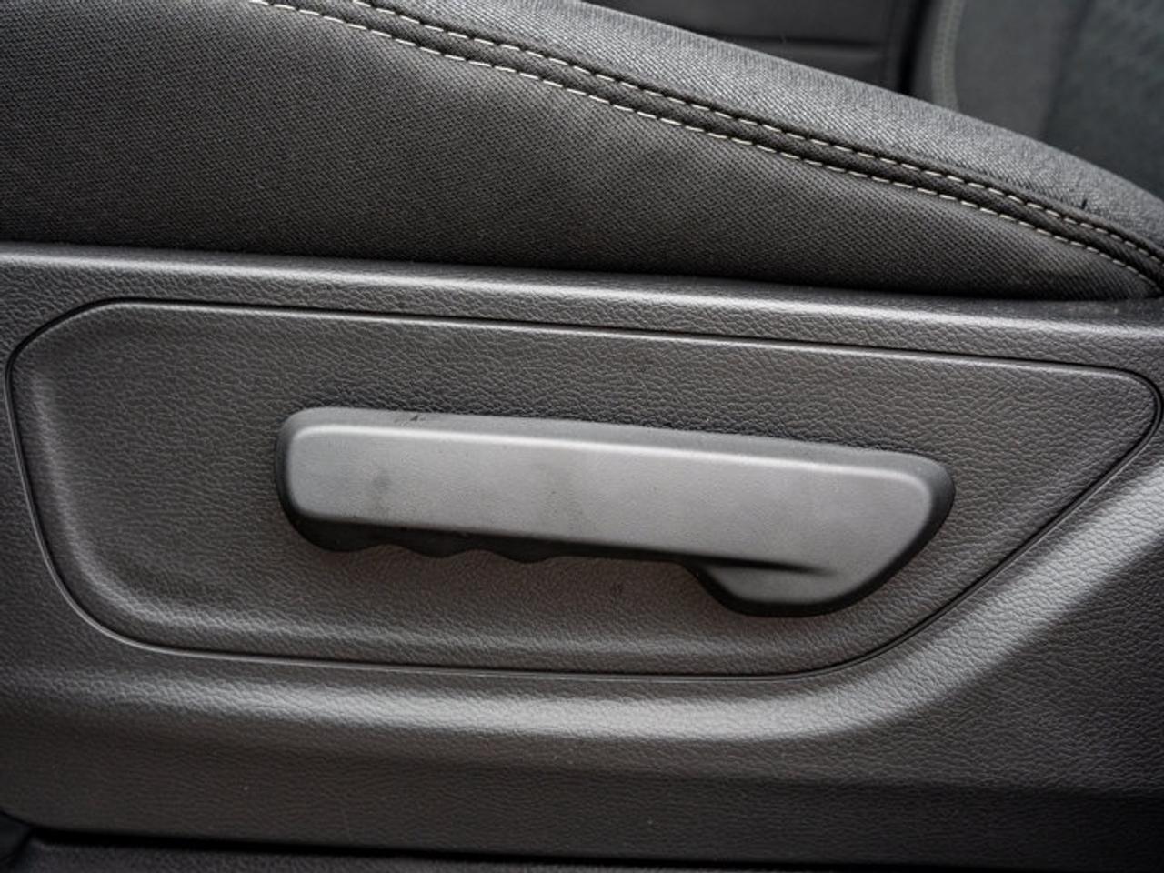 2026 RAM 1500 Express Photo