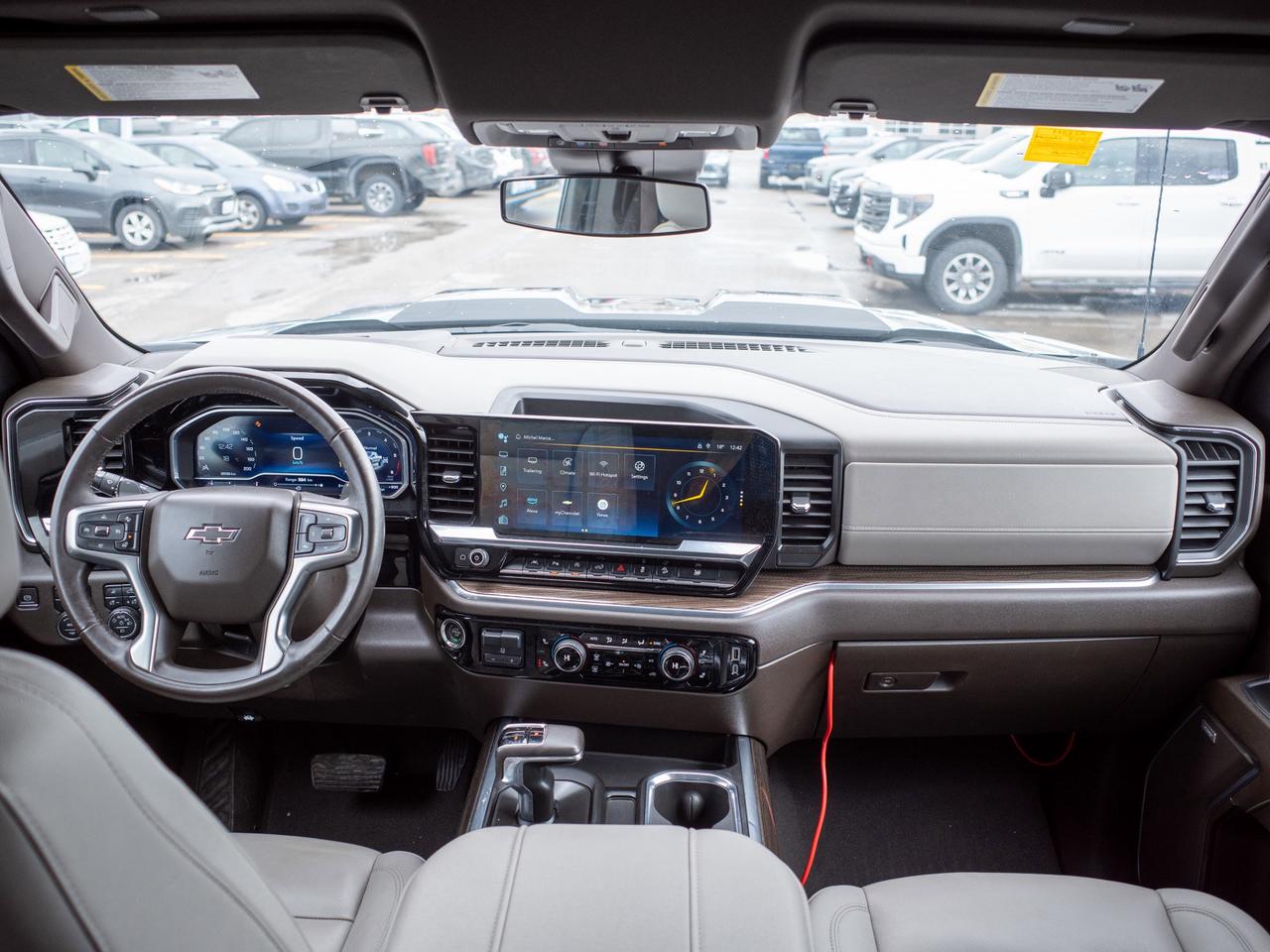 2024 Chevrolet Silverado 1500 4WD Crew Cab 157  LT Trail Boss Photo