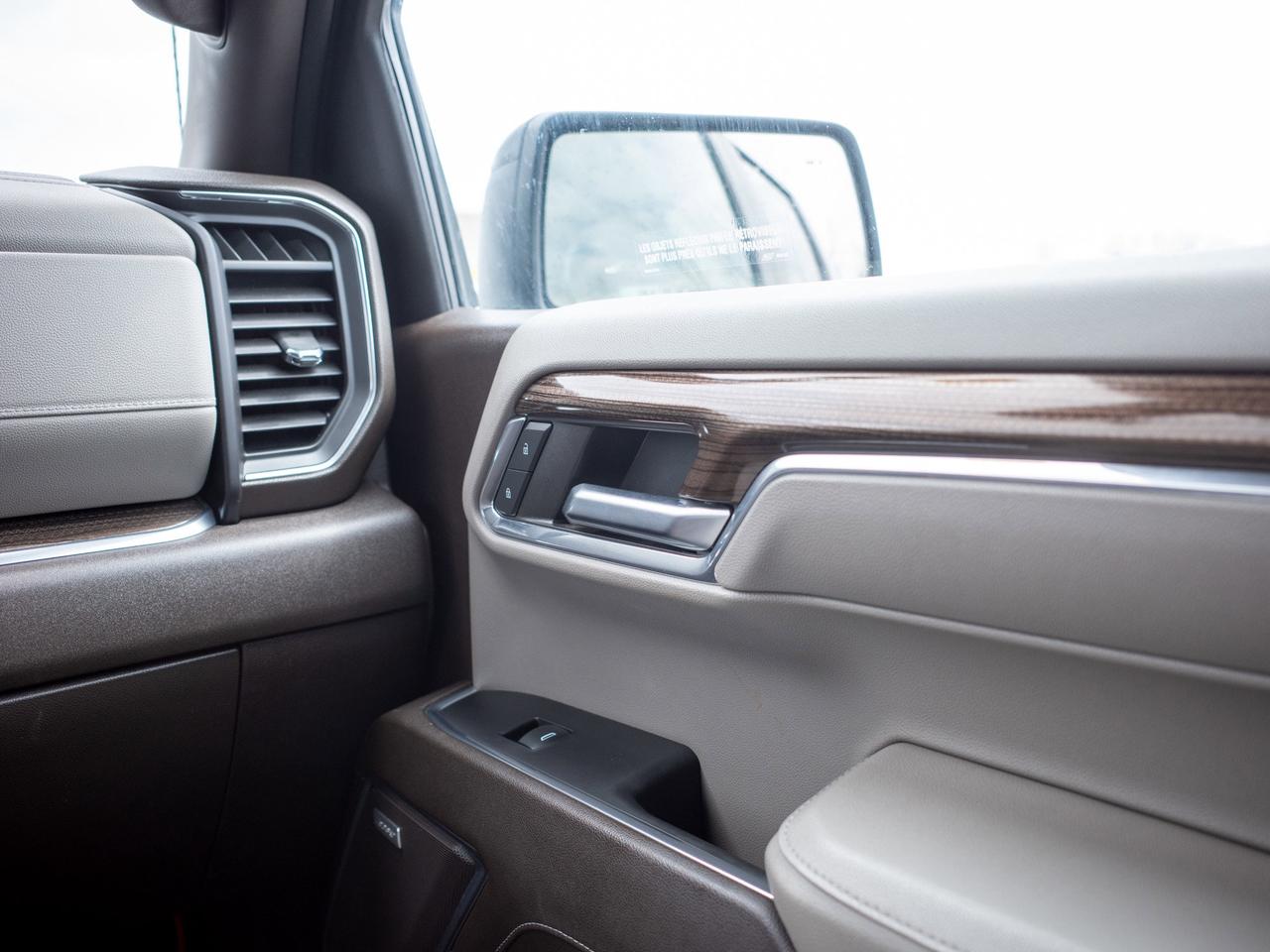 2024 Chevrolet Silverado 1500 4WD Crew Cab 157  LT Trail Boss Photo