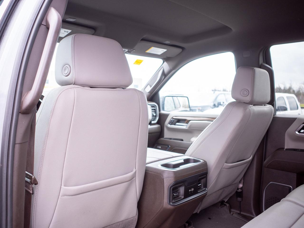 2024 Chevrolet Silverado 1500 4WD Crew Cab 157  LT Trail Boss Photo