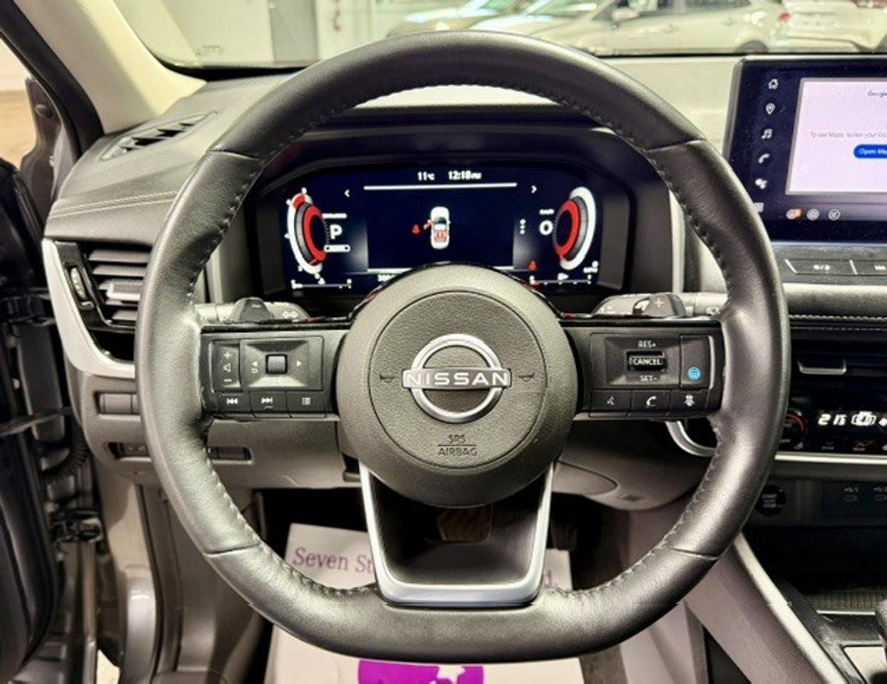 2024 Nissan Rogue SL, PRO-PILOT, LEATHER, GOOGLE MAPS, REMOTE START Photo