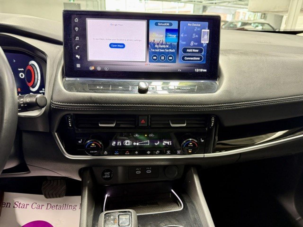 2024 Nissan Rogue SL, PRO-PILOT, LEATHER, GOOGLE MAPS, REMOTE START Photo