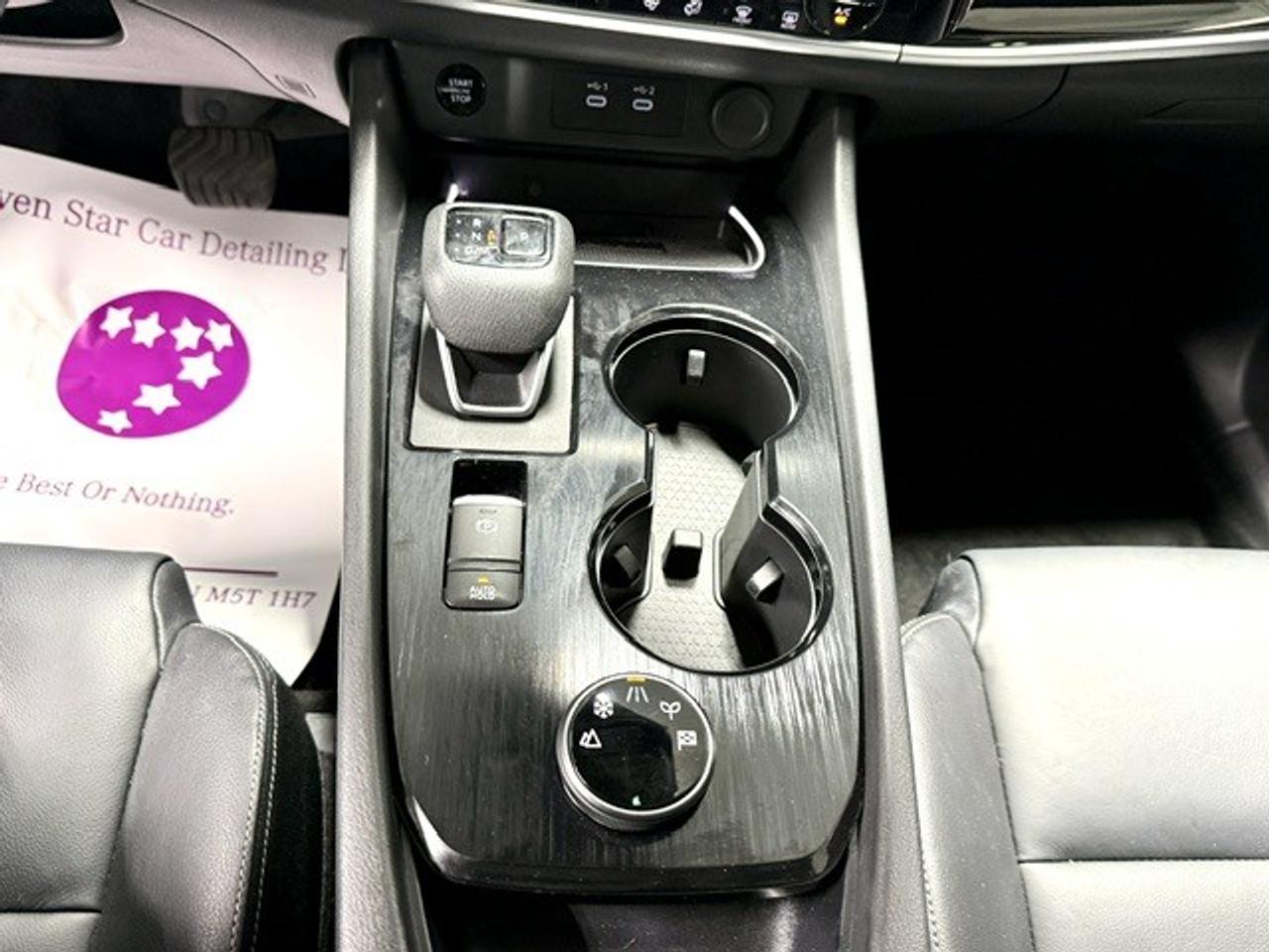 2024 Nissan Rogue SL, PRO-PILOT, LEATHER, GOOGLE MAPS, REMOTE START Photo