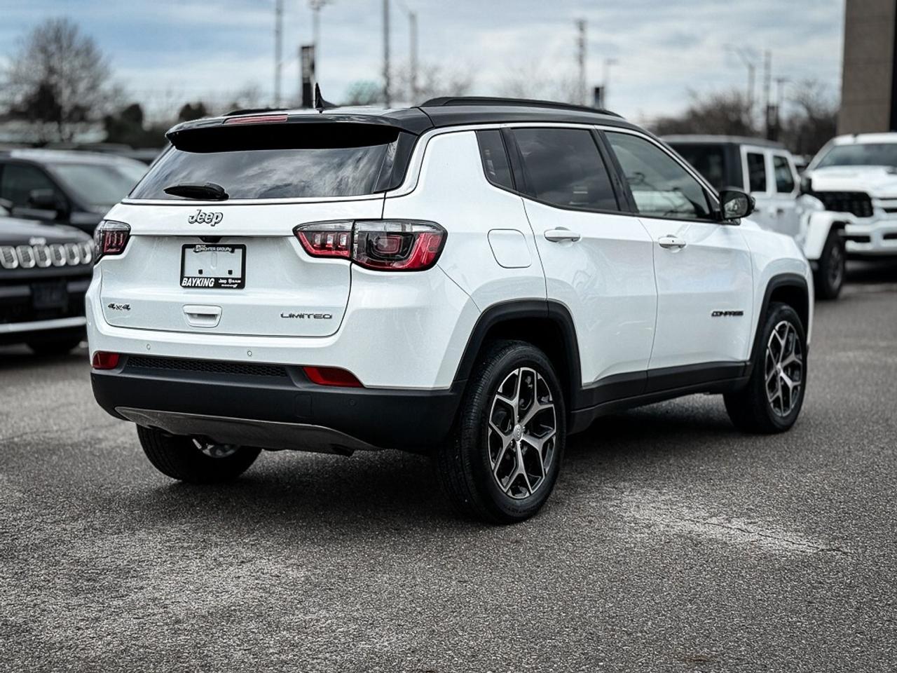 2024 Jeep Compass Limited   PANO ROOF   ALPINE AUDIO   BLINDSPOT   L Photo
