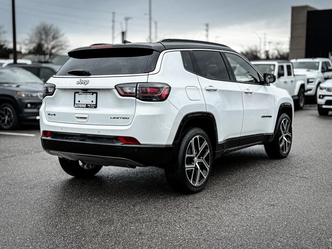 2024 Jeep Compass Limited   ELITE EXTERIOR GROUP   PANO ROOF   ALPIN Photo4