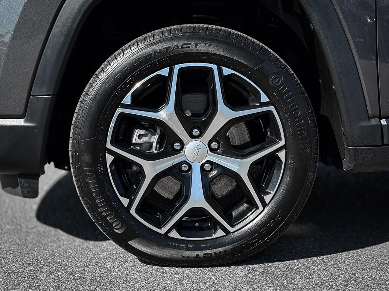 2024 Jeep Compass Limited   BLINDSPOT   LANE KEEP   HEATED SEATS Photo
