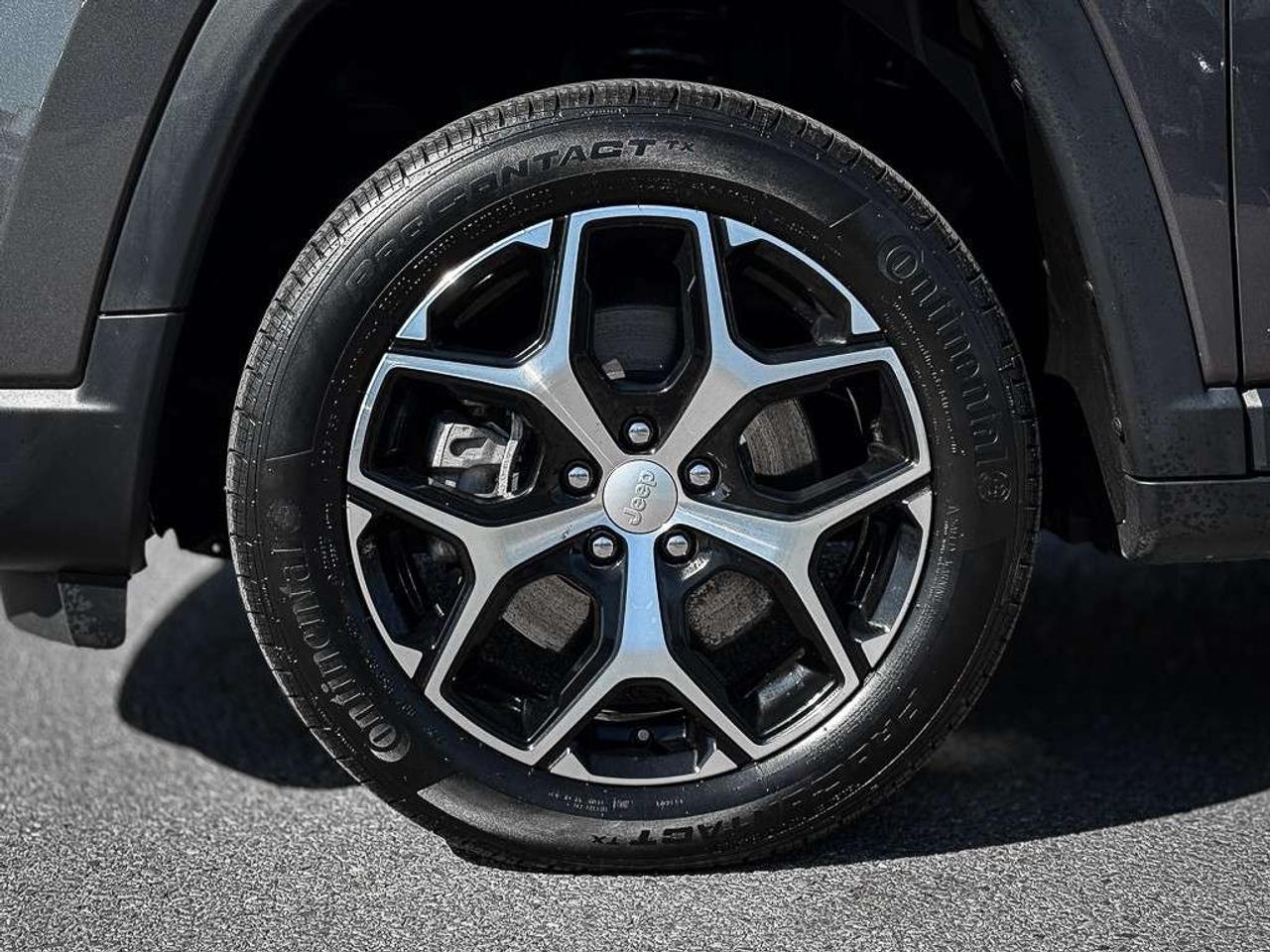 2024 Jeep Compass Limited   BLINDSPOT   LANE KEEP   HEATED SEATS Photo