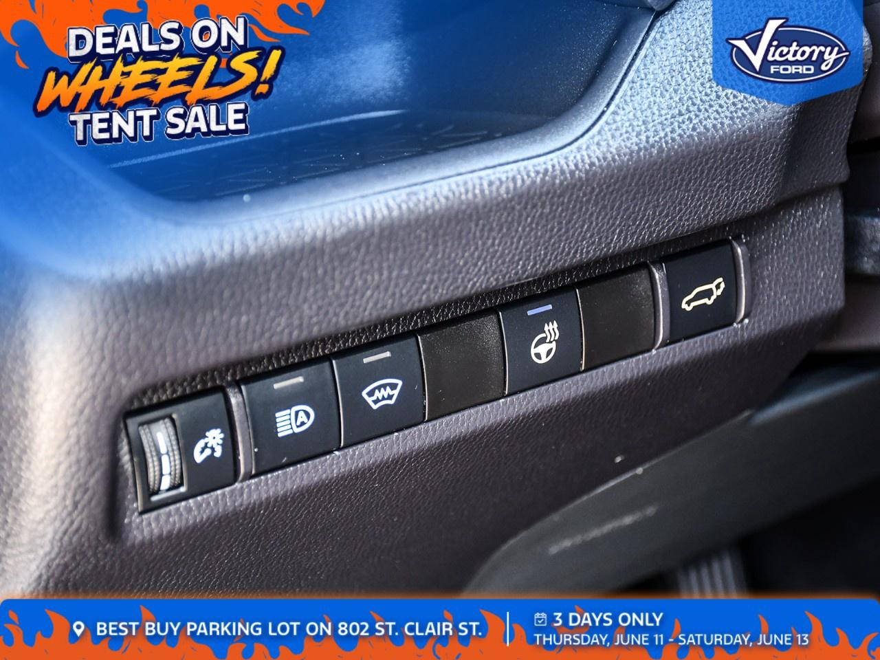 2025 Toyota RAV4 TRAIL AWD Photo